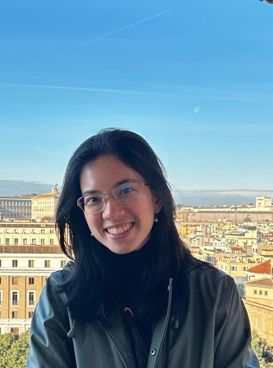 Maria Celina - Professora de Francês